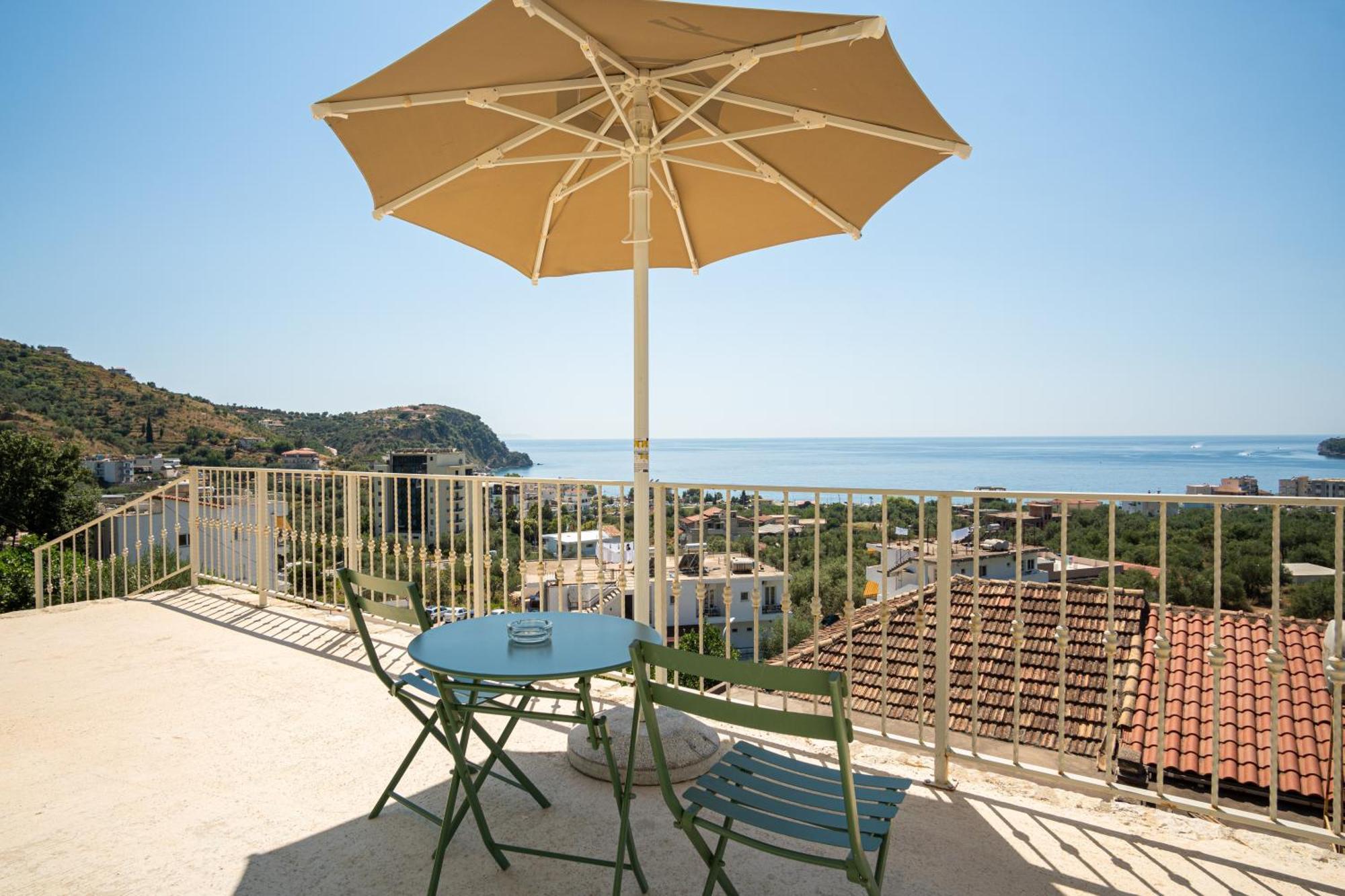 Kalesma Himare Apartment ภายนอก รูปภาพ